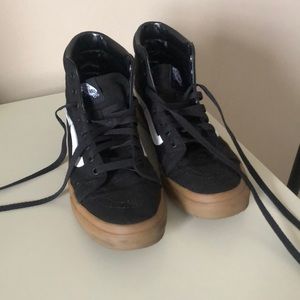 Women’s High top gum sole vans